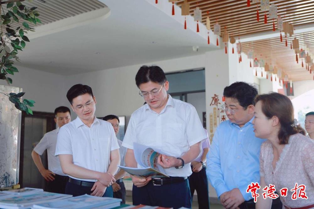 a7c30926d8ee4e01976896592e5d4933.jpg a7c30926d8ee4e01976896592e5d4933.jpg