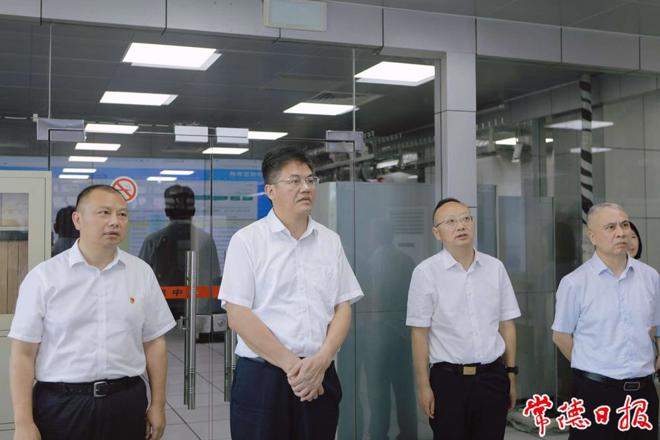 罗毅君调研市直有关单位党纪学习教育开展情况