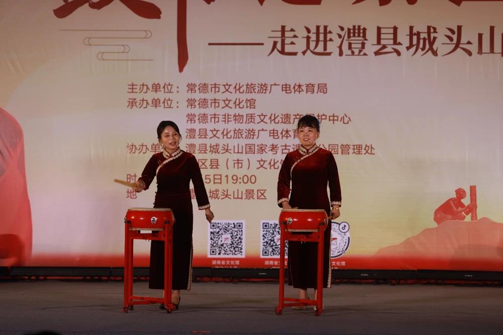 ef4e7b111b414f52a9da41b8ce69cade.jpg ef4e7b111b414f52a9da41b8ce69cade.jpg