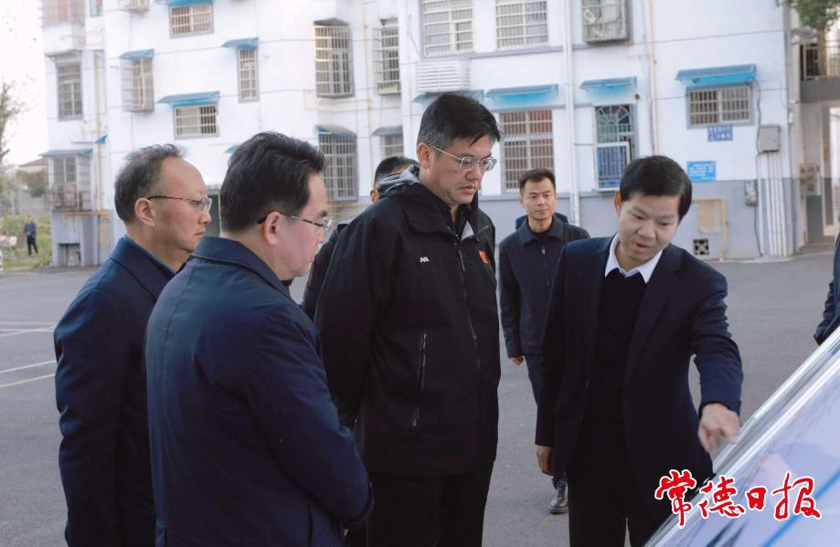 罗毅君在汉寿县南星路老旧改片区调研