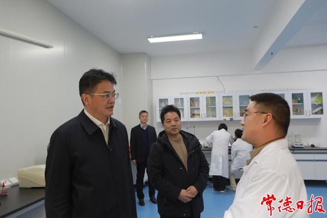 罗毅君开展春节前走访慰问活动