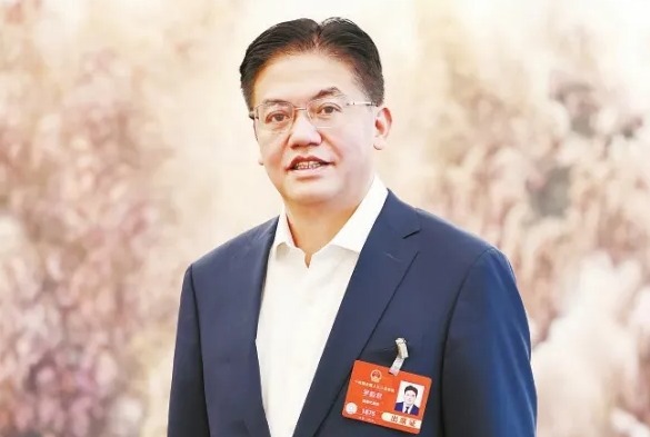 全国人大代表罗毅君：抢占新赛道 端稳“新饭碗”