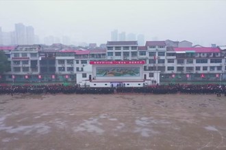 鼎城：在中小学开展