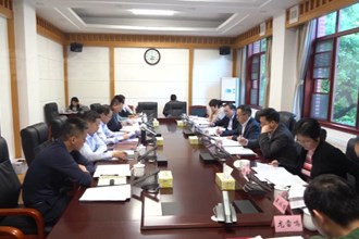 周振宇前往省直部门对接工作