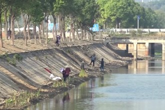 津市襄阳街街道：整治黑臭水体 提升环境质量
