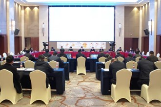 曹志强在全市疫情防控工作调度会上强调 咬紧牙关接续奋斗 坚决打赢疫情歼灭战 周振宇主持会议