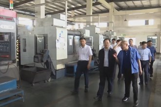 周振宇在安乡县调研时强调： 积极探索“一园一城一产业” 确保经济运行稳中提质