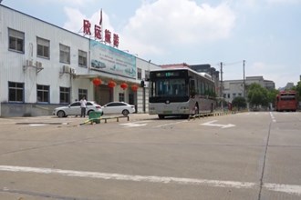 常德公交：车上一杯水 “端平”安全与舒适