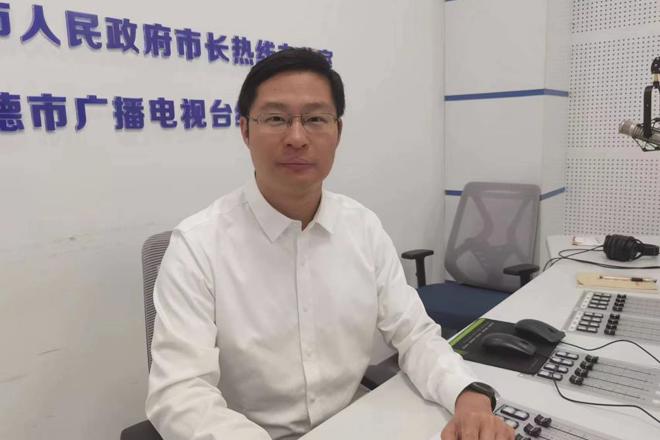 最火的网络彩票平台推荐公共交通有限责任公司