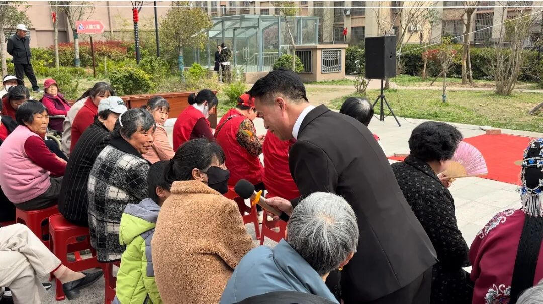 社区行20期6.jpg 十大彩票网赌平台