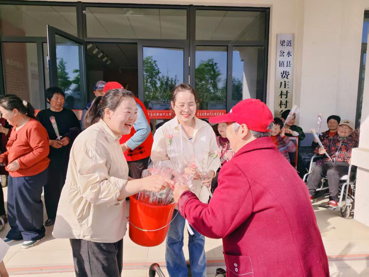 梁岔母亲节活动1.png 十大彩票网赌平台